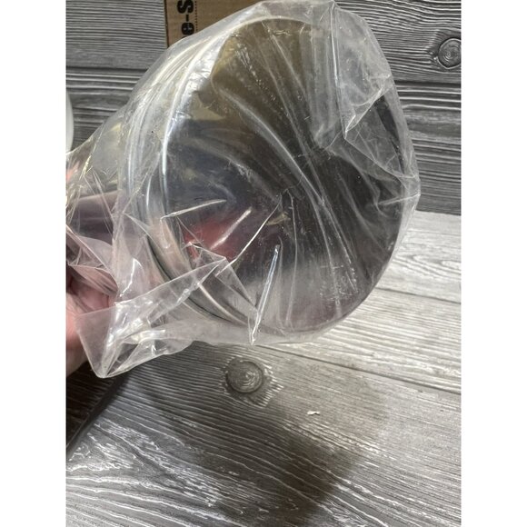 Pampered Chef #1570 Valtrompia Bread Tube Star New open Box Baking Accessory - Picture 3 of 5